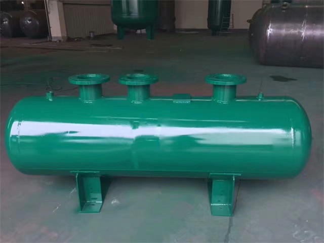 东宝东宝东宝蒸汽分气缸